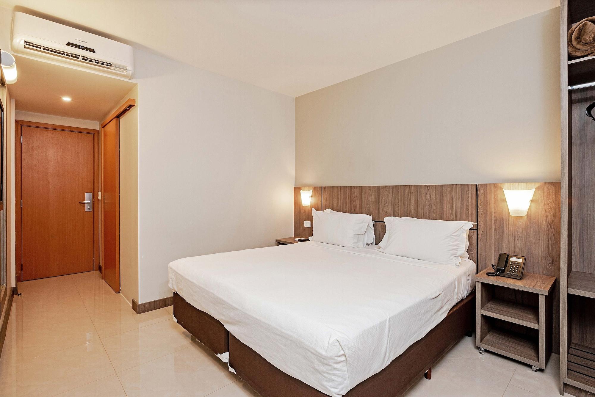 Slim Curitiba Av Das Torres Exterior photo