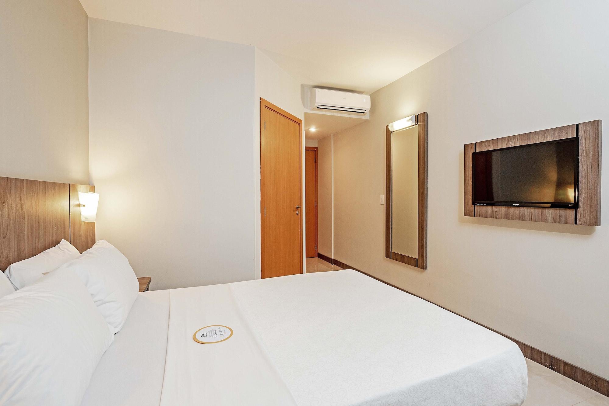 Slim Curitiba Av Das Torres Exterior photo