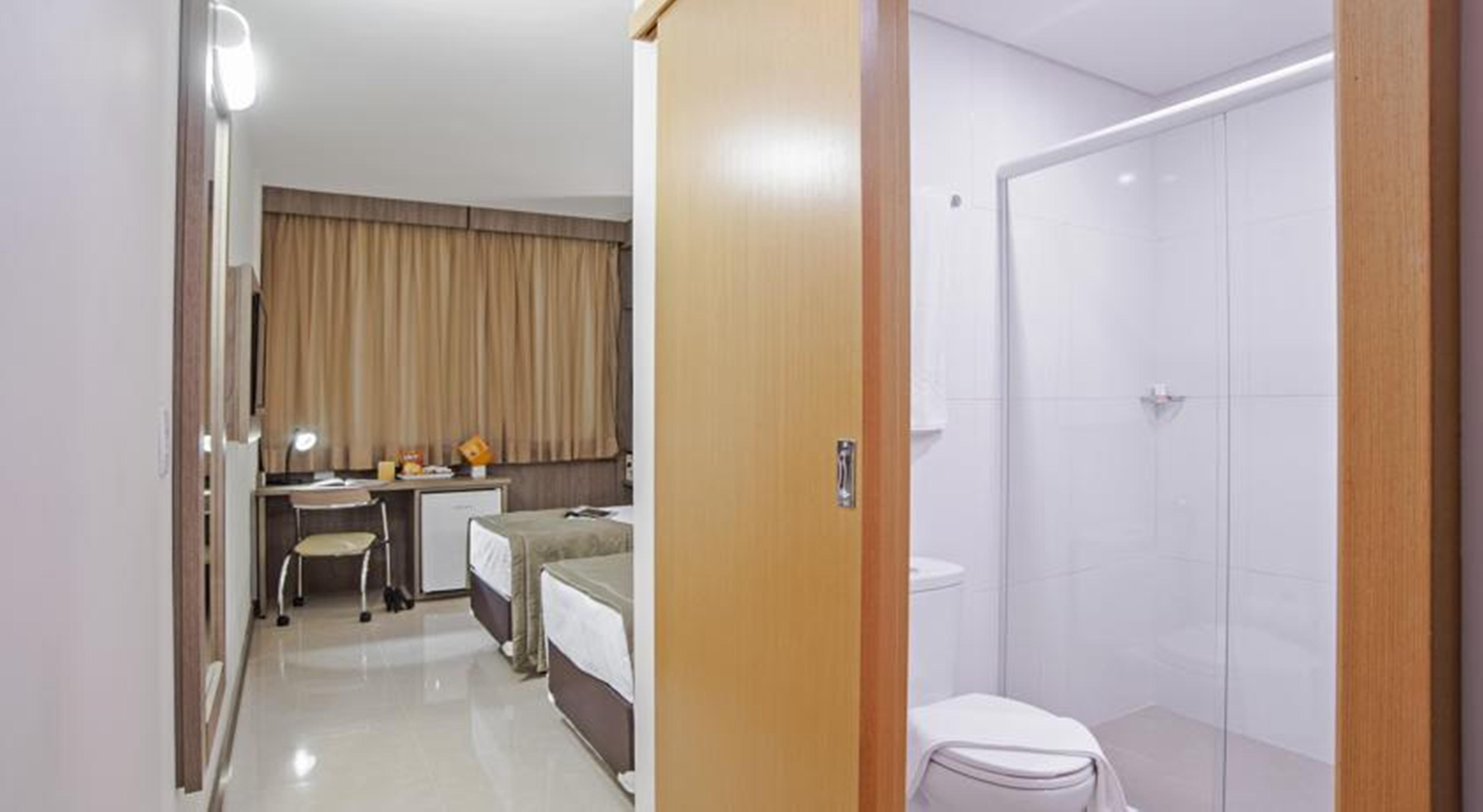 Slim Curitiba Av Das Torres Exterior photo